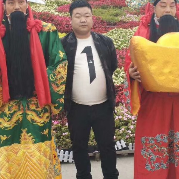 树叶浅吻开朗的照片