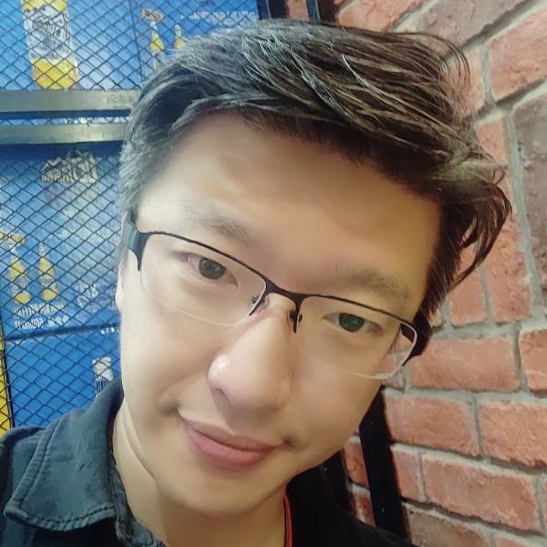 小馒头给背后的照片