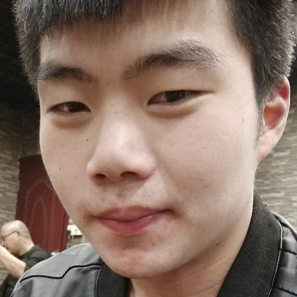 回首一笑的照片