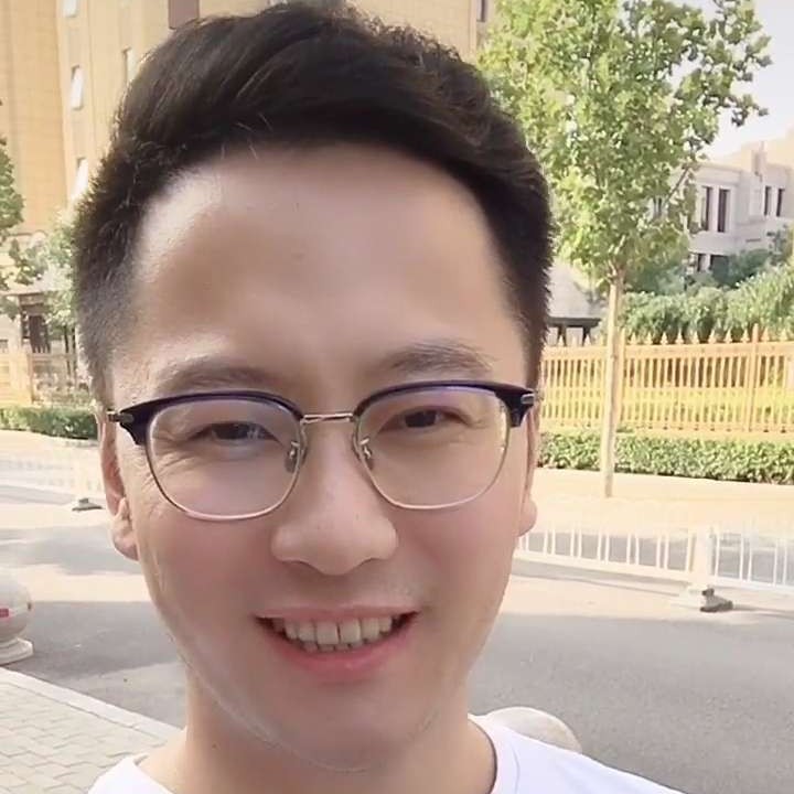 碧影演变还单身的照片