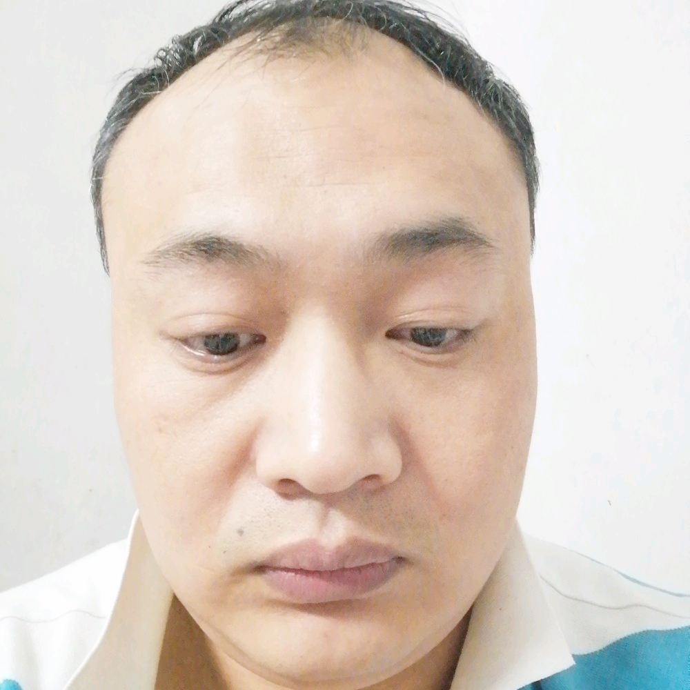 云朵闻从容的照片