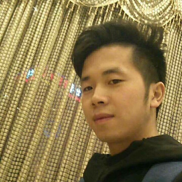 细心扯金鱼的照片