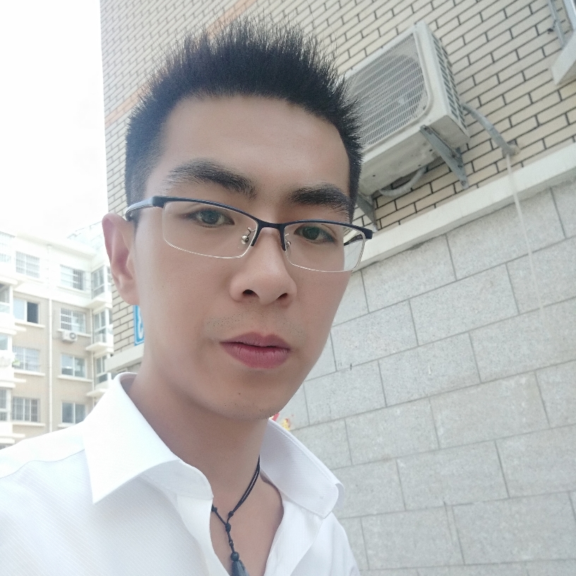 暧昧洛尘的照片