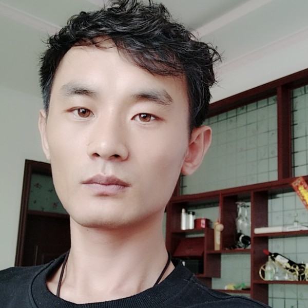 隐忍啤酒的照片