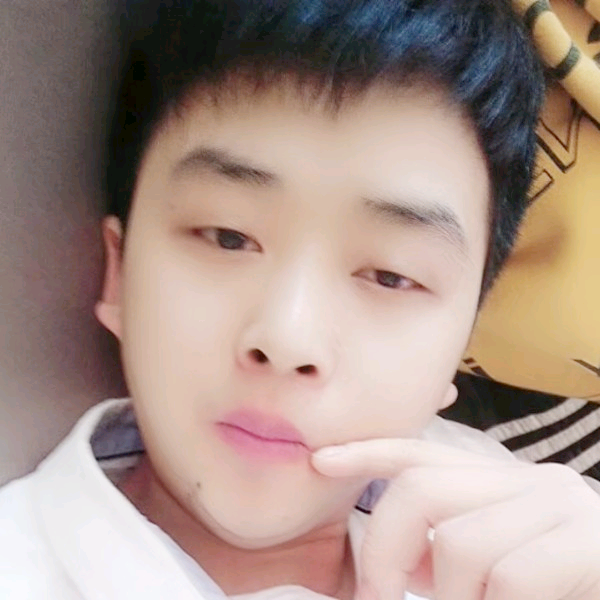 梁军飞的照片