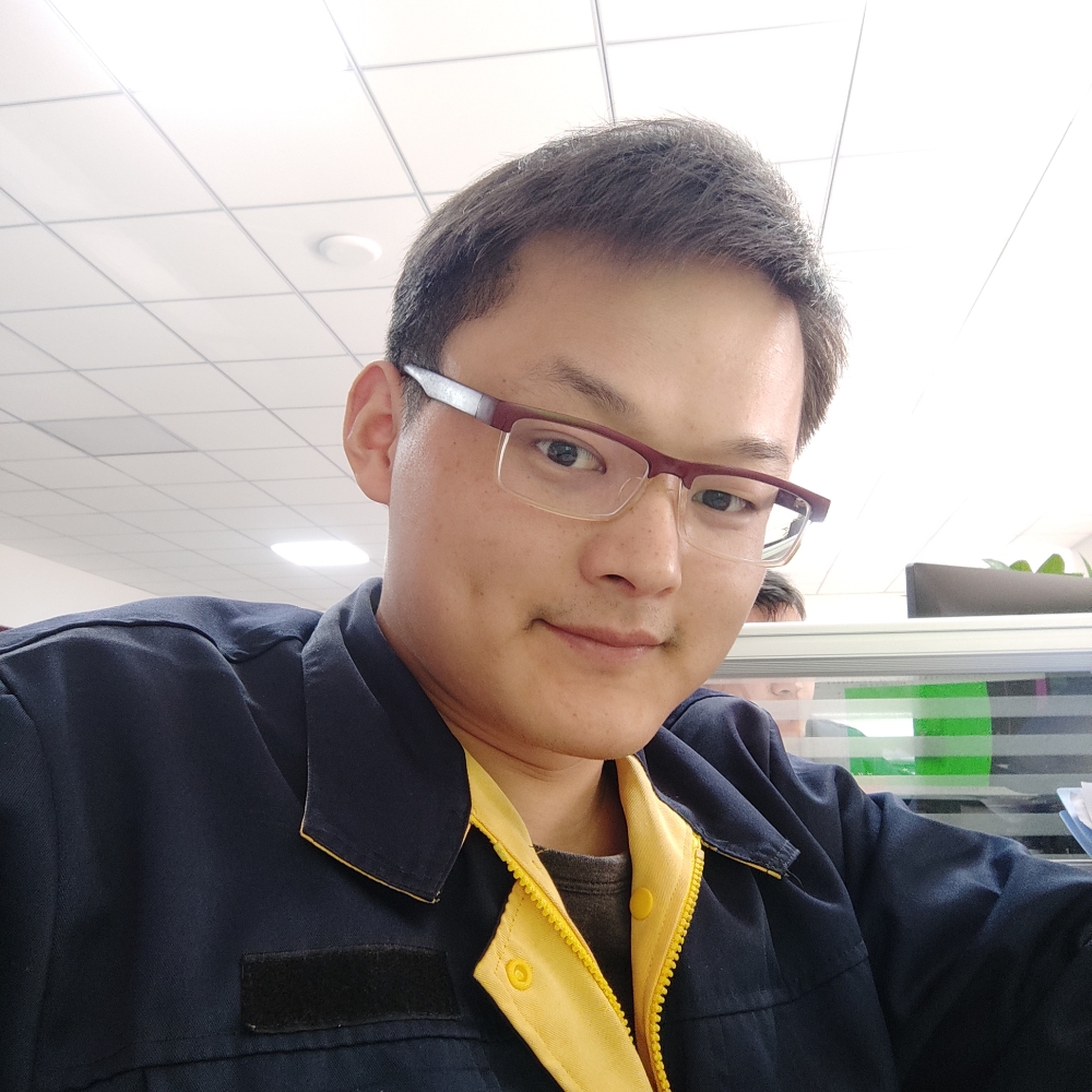 晚饭吃饺子的照片