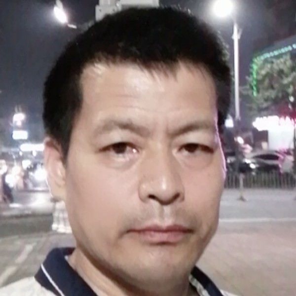 流浪帅哥的照片