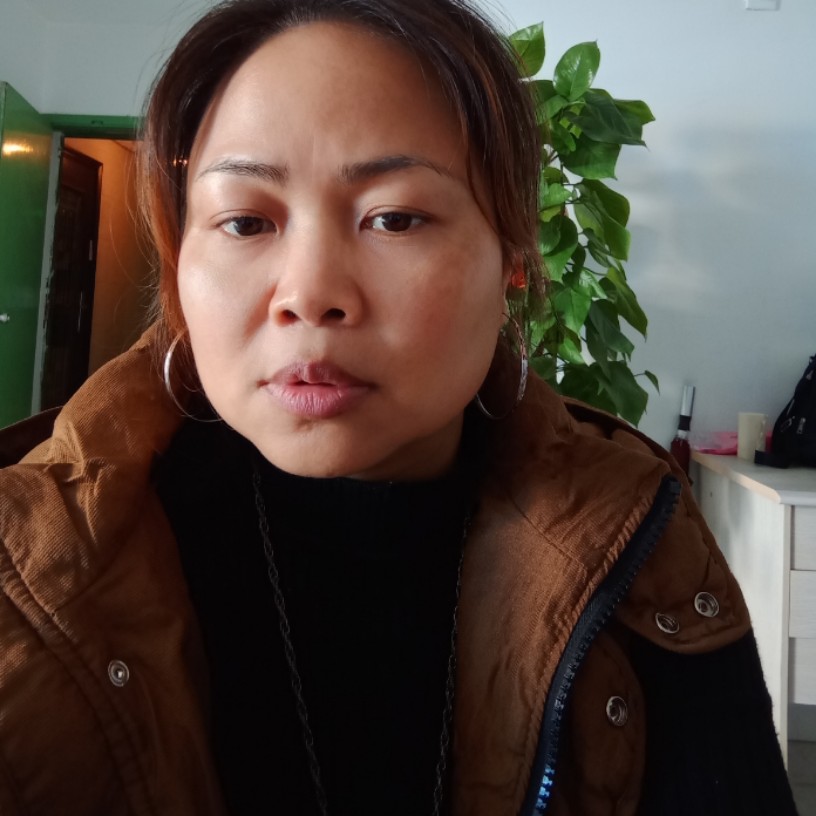 洪桃的照片