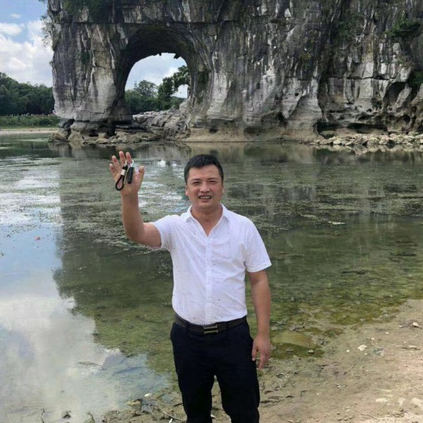陌颜等待甜甜的照片