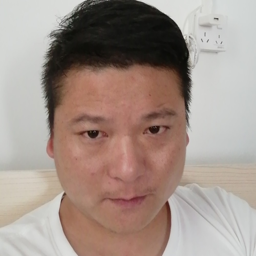 青花斑驳的照片