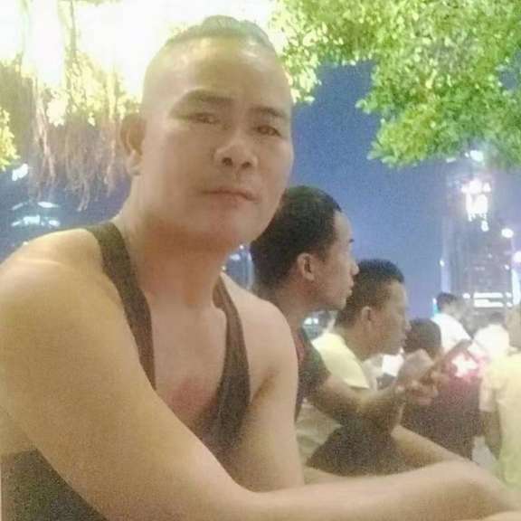 细腻水蜜桃904的照片