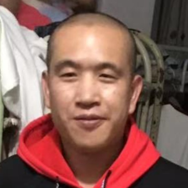 追梦人陈天荣的照片