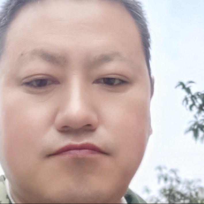 帅气請酒窝的照片