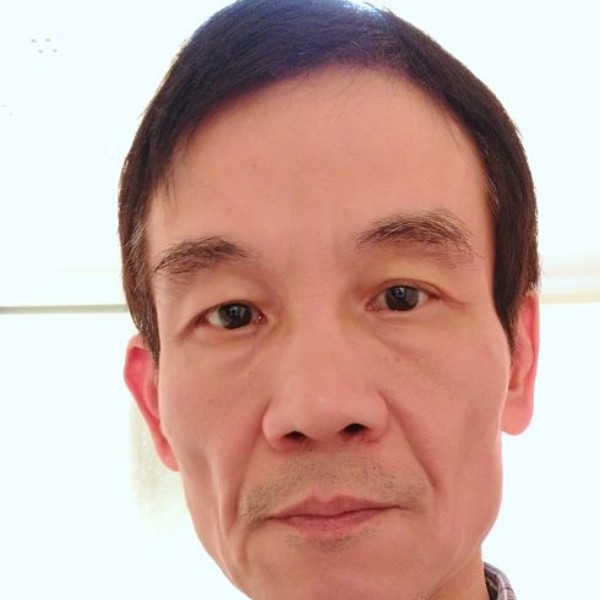 时空挽手炙热的照片