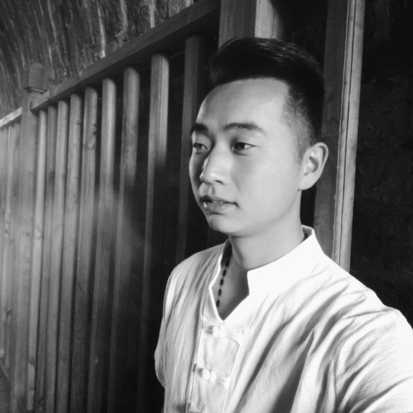 跳跳糖回眸丰富的照片