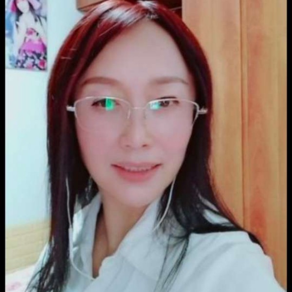 谁为我披上嫁衣的照片