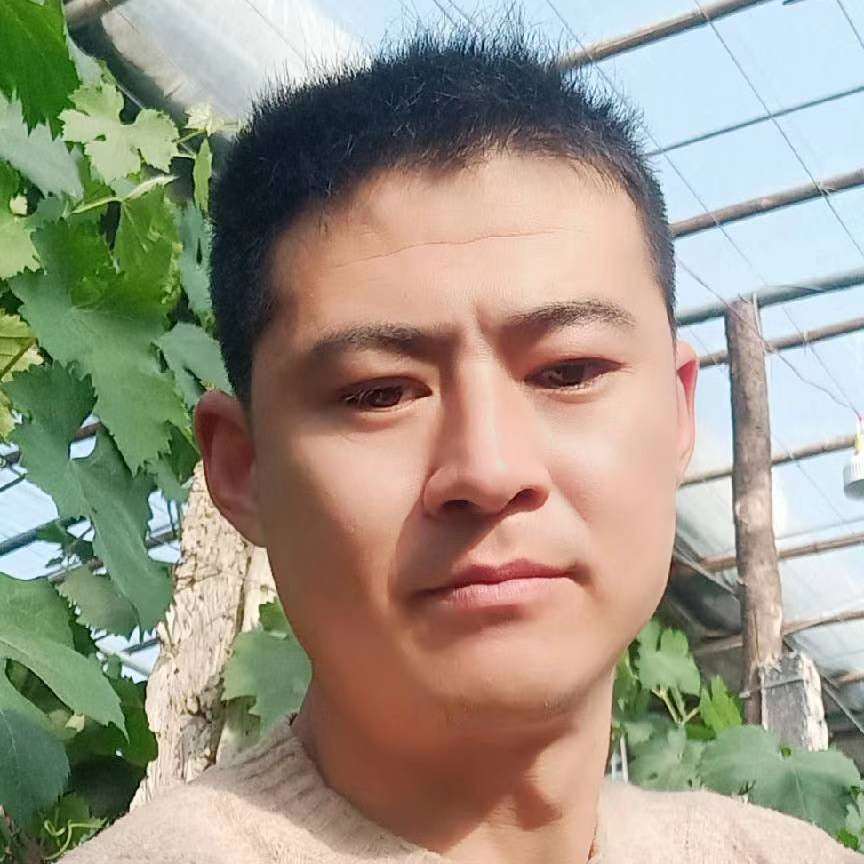 辛勤中心。的照片