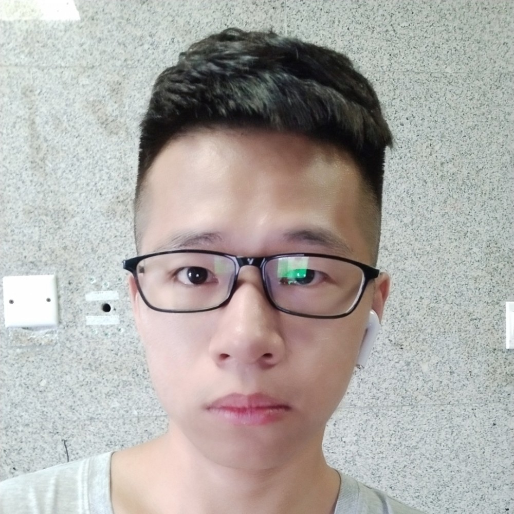 颜十七的照片