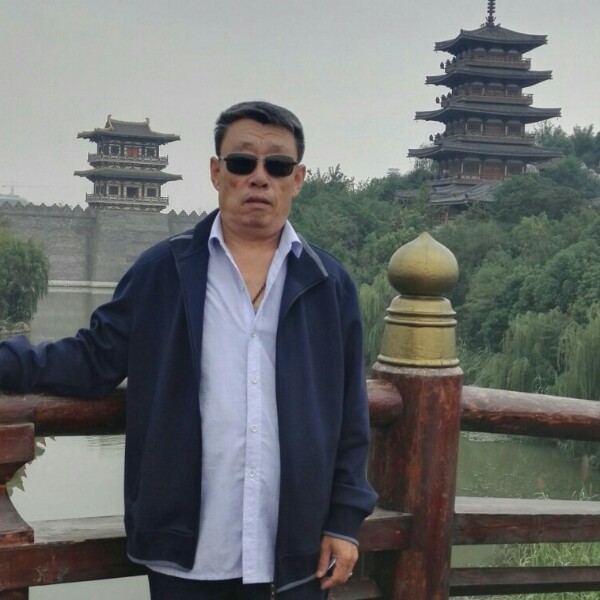小溪水声的照片