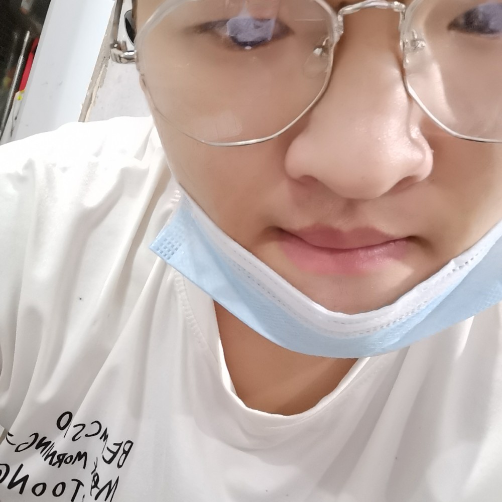 坏孩子笨笨的照片