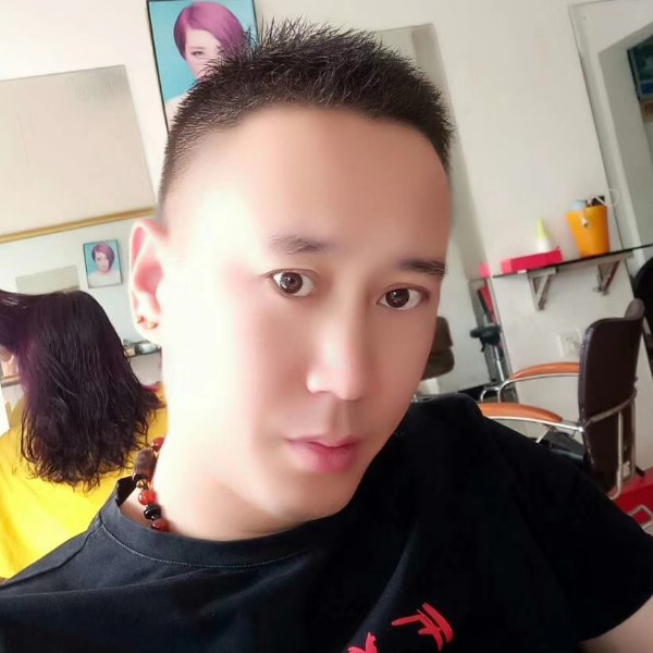 天生命硬低不下头的照片