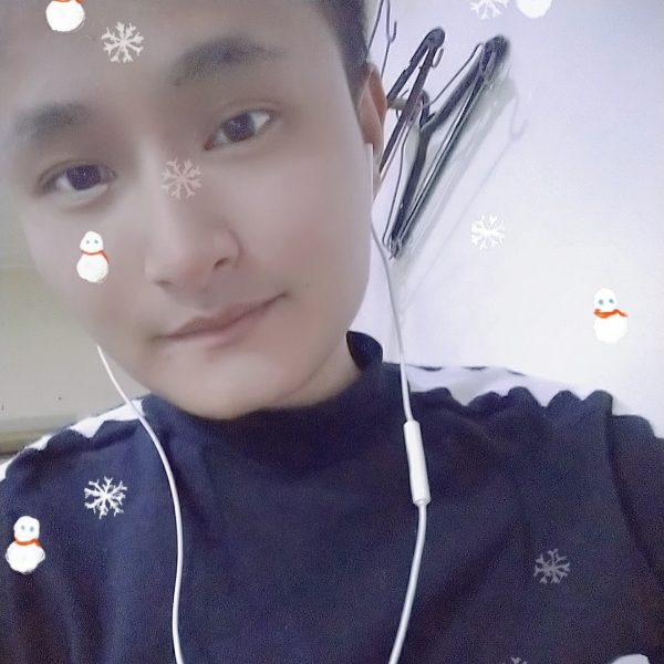 你与断剑皆是过往的照片