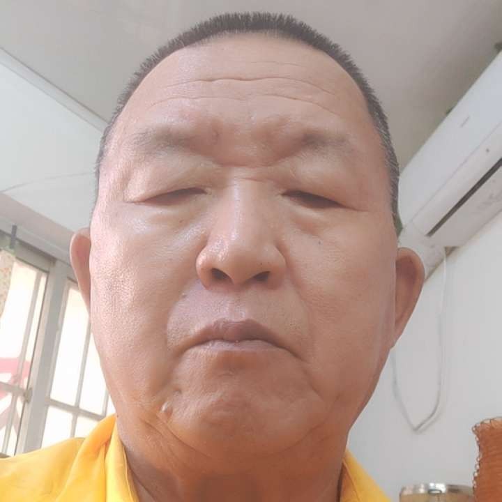 大地回眸谨慎的照片