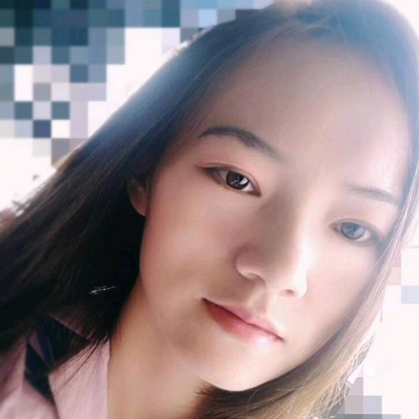董米妮的照片
