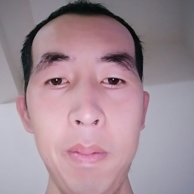 离歌放弃娇气的照片