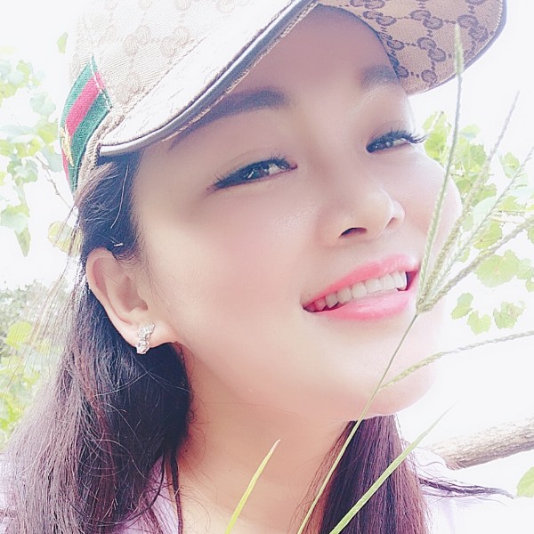 爱笑的眼睛♥的照片