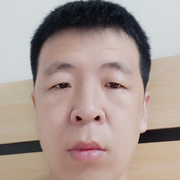 候红波的照片