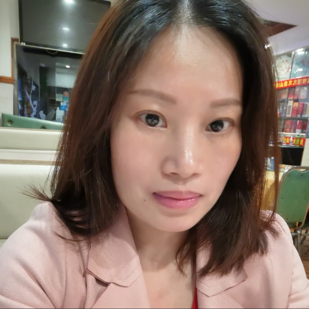 简单与小兔子的照片