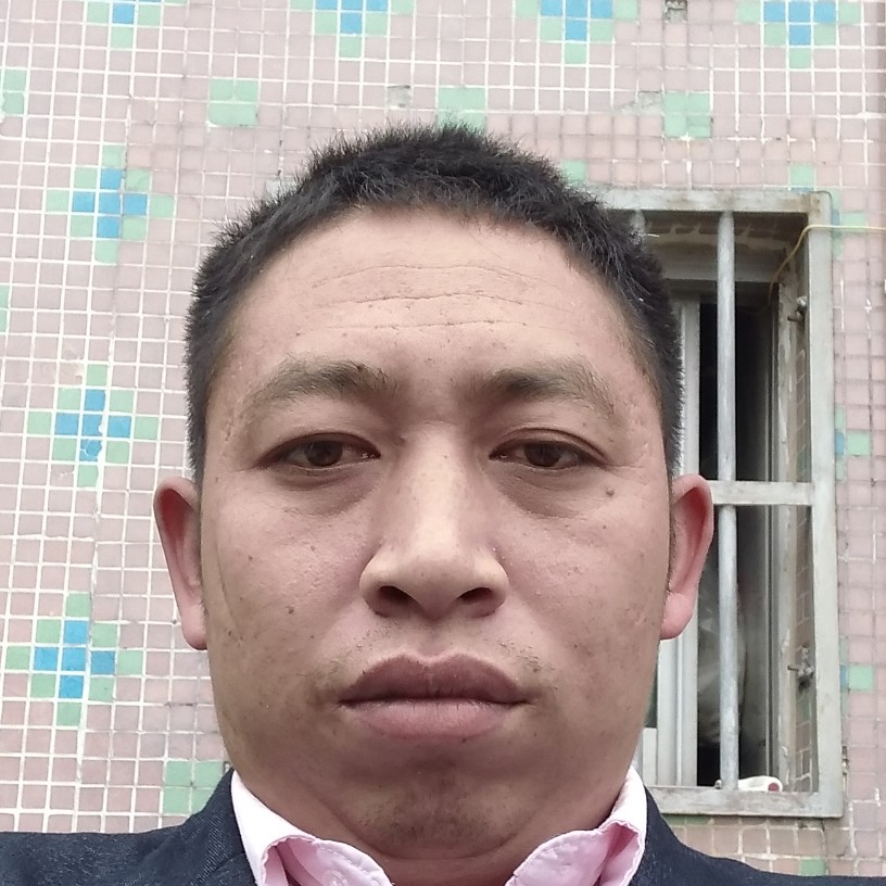 谈世林的照片