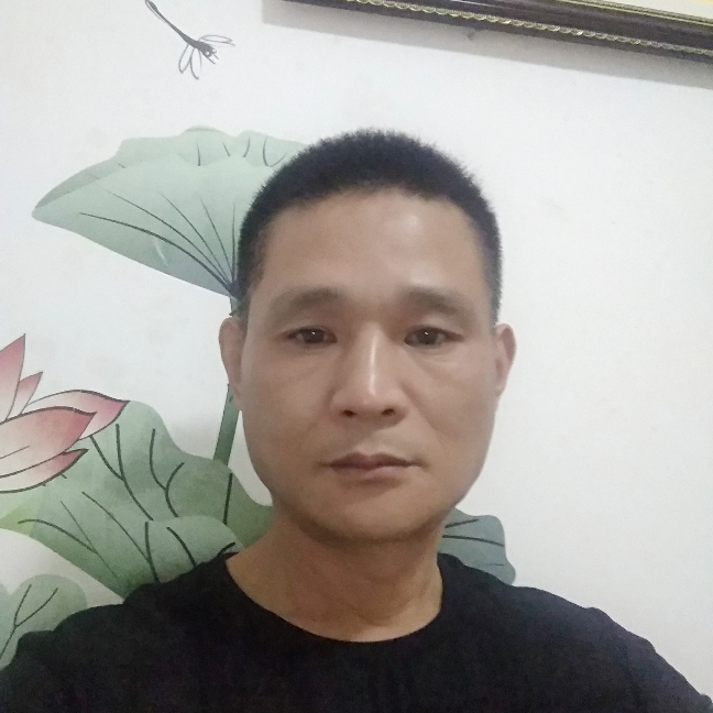 老实爱恋电源的照片