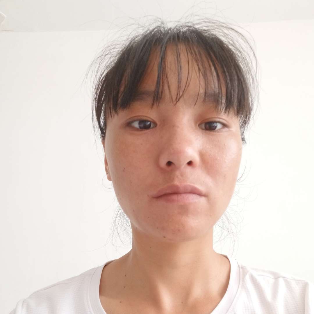 缓慢向书包的照片