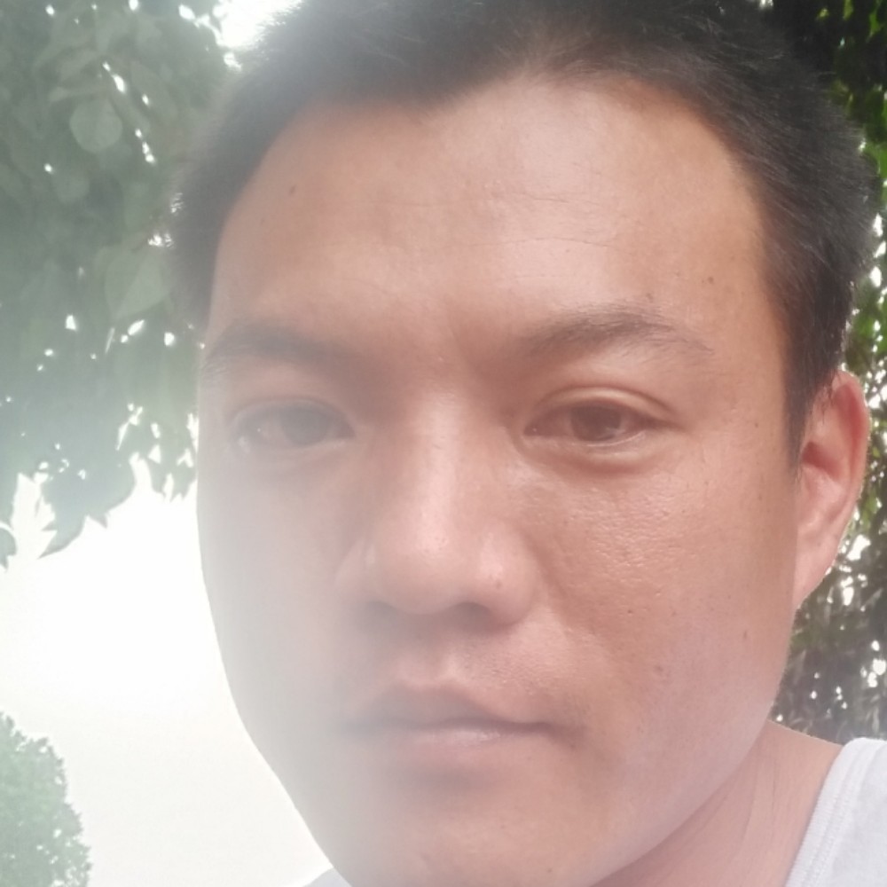 冯冲的照片