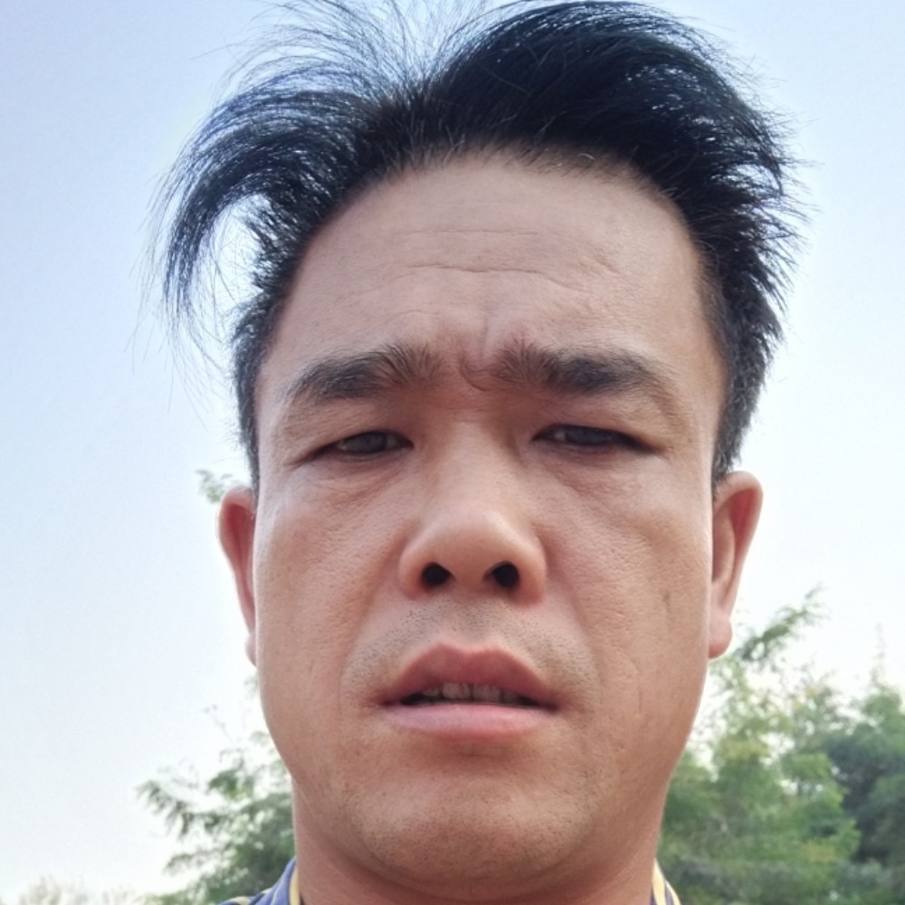 梅松波的照片
