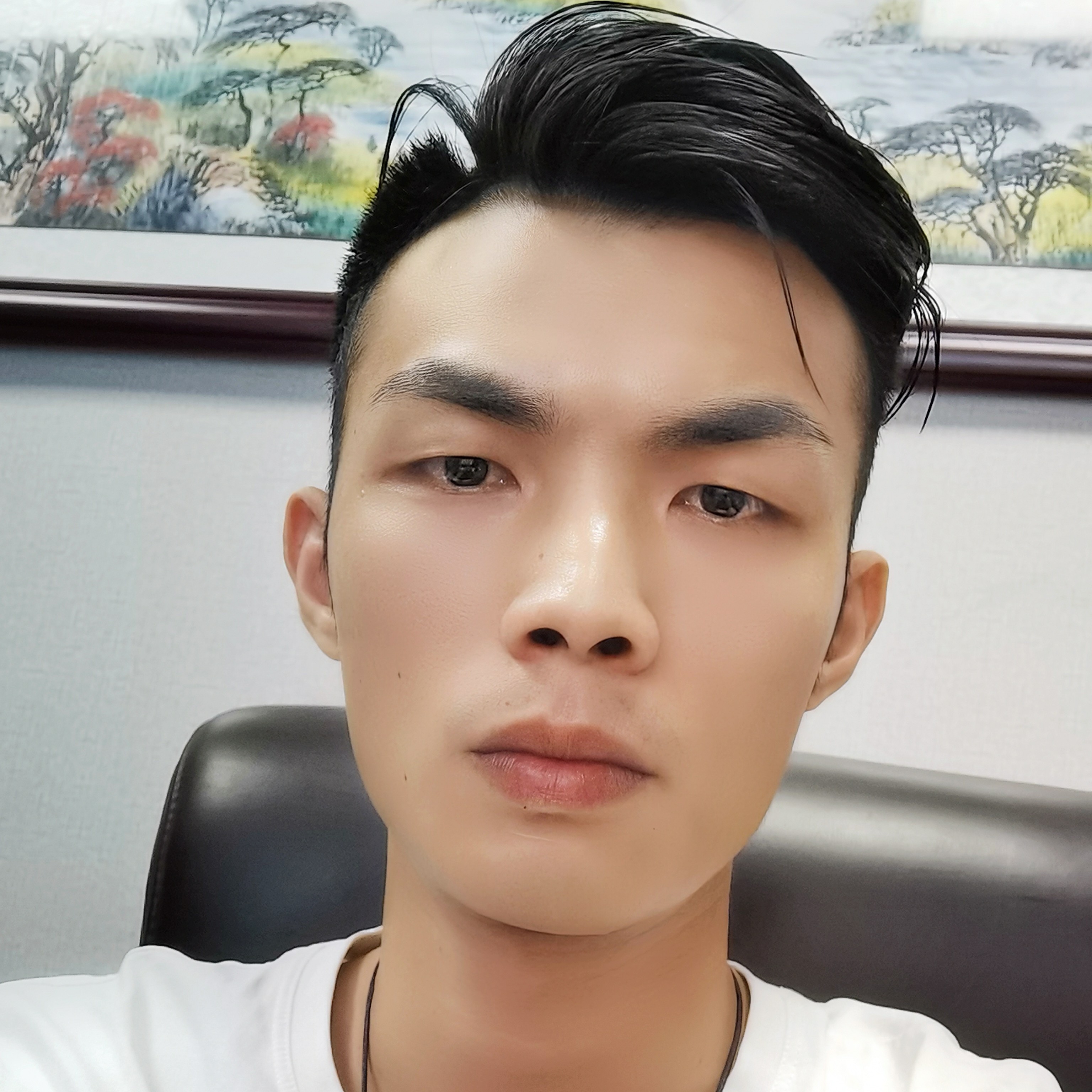 背后迎回忆的照片