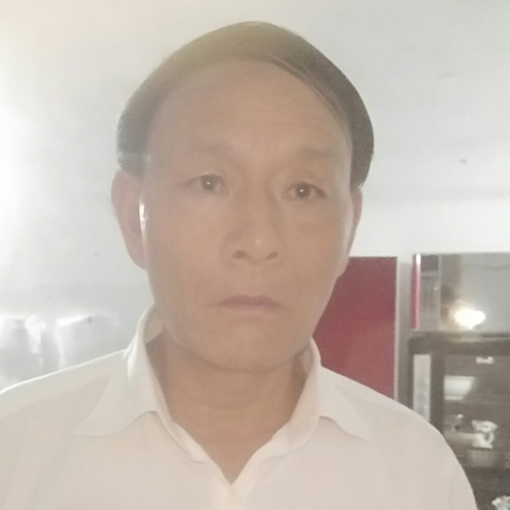 寻找未来的美女的照片