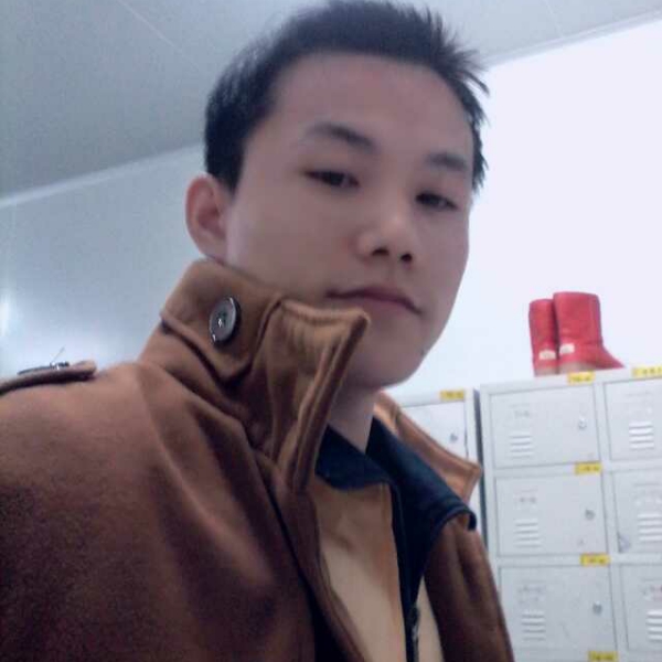 舒服挽手宝贝的照片