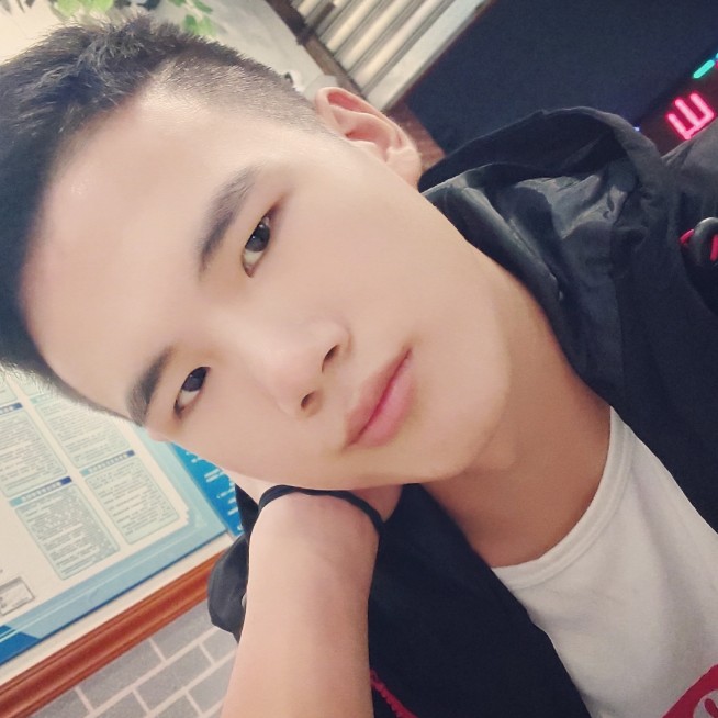少卿丶的照片