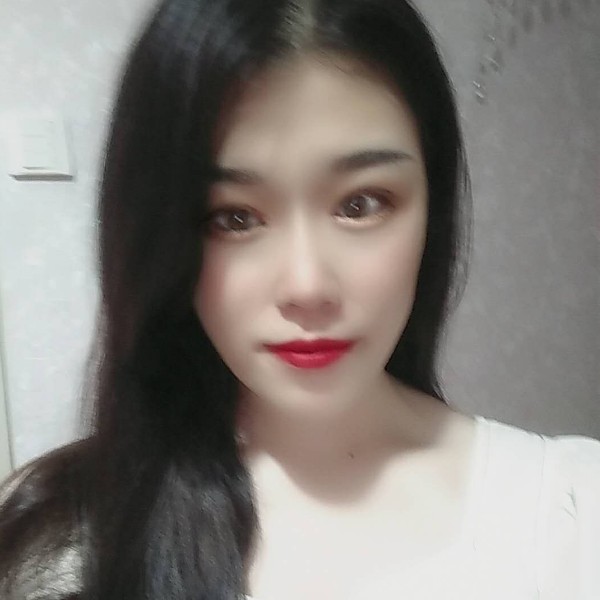 美女愉快的照片
