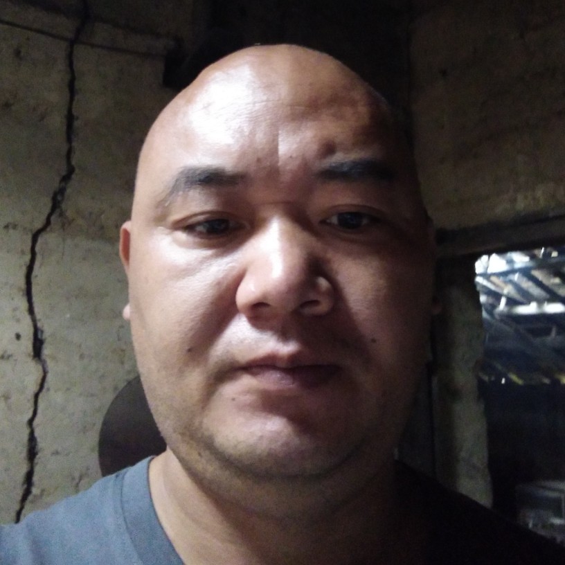 落难80后的照片