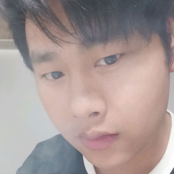 红妆许谁的照片