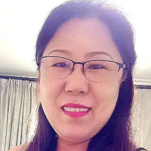 星星倾心清秀的照片