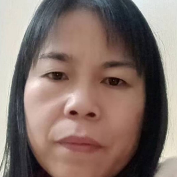 李亚丽的照片