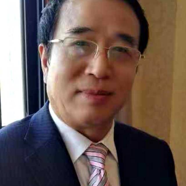 秦一夫的照片