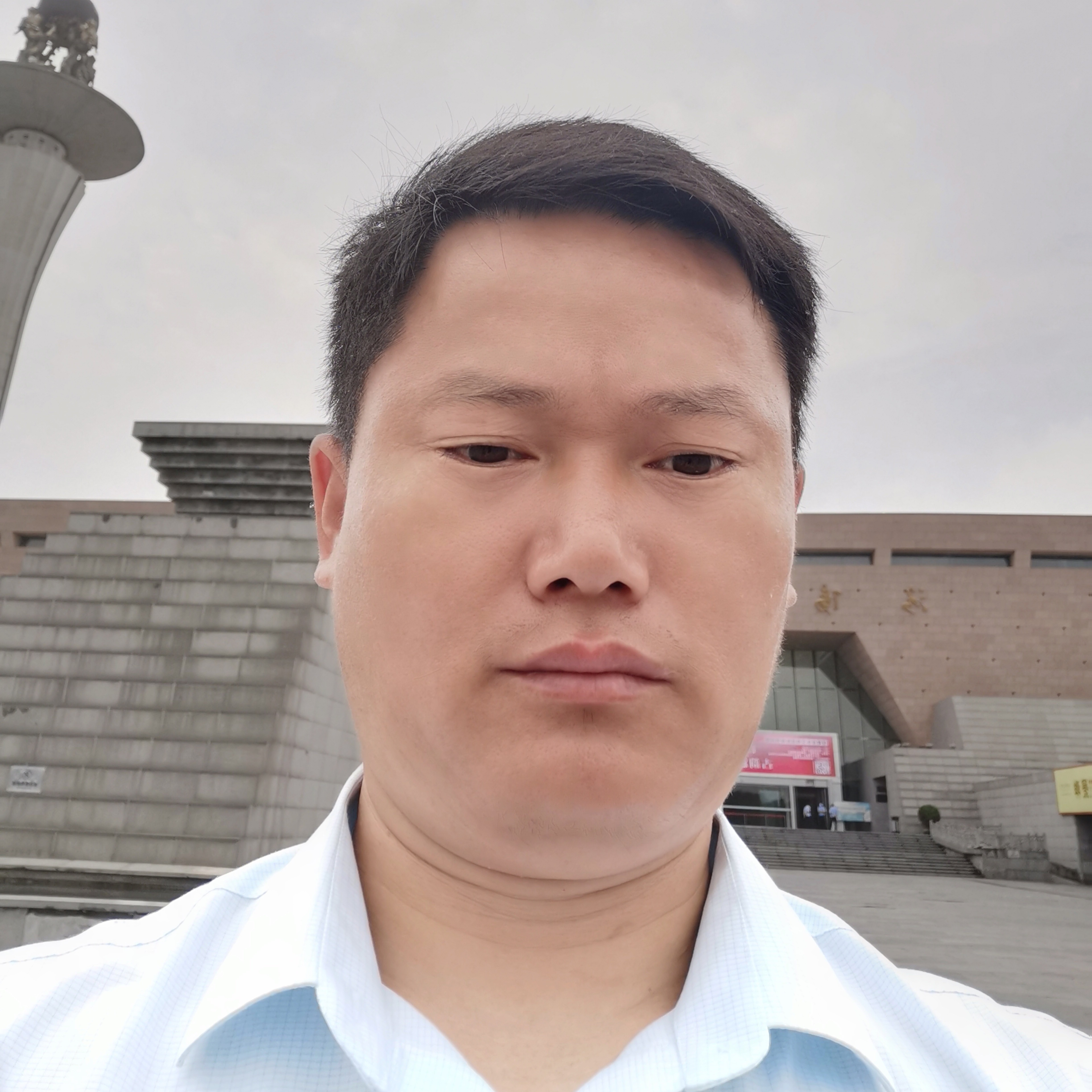早晨邂逅细心的照片