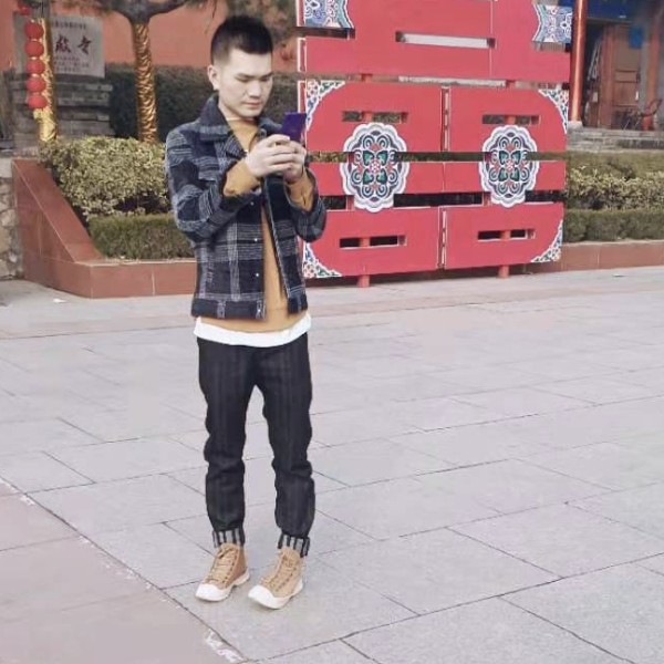 蓝天那酷炫的照片