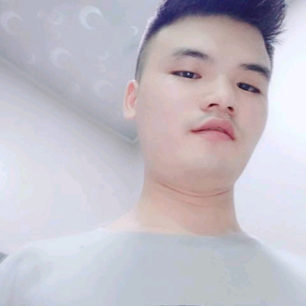 ，俗人的照片